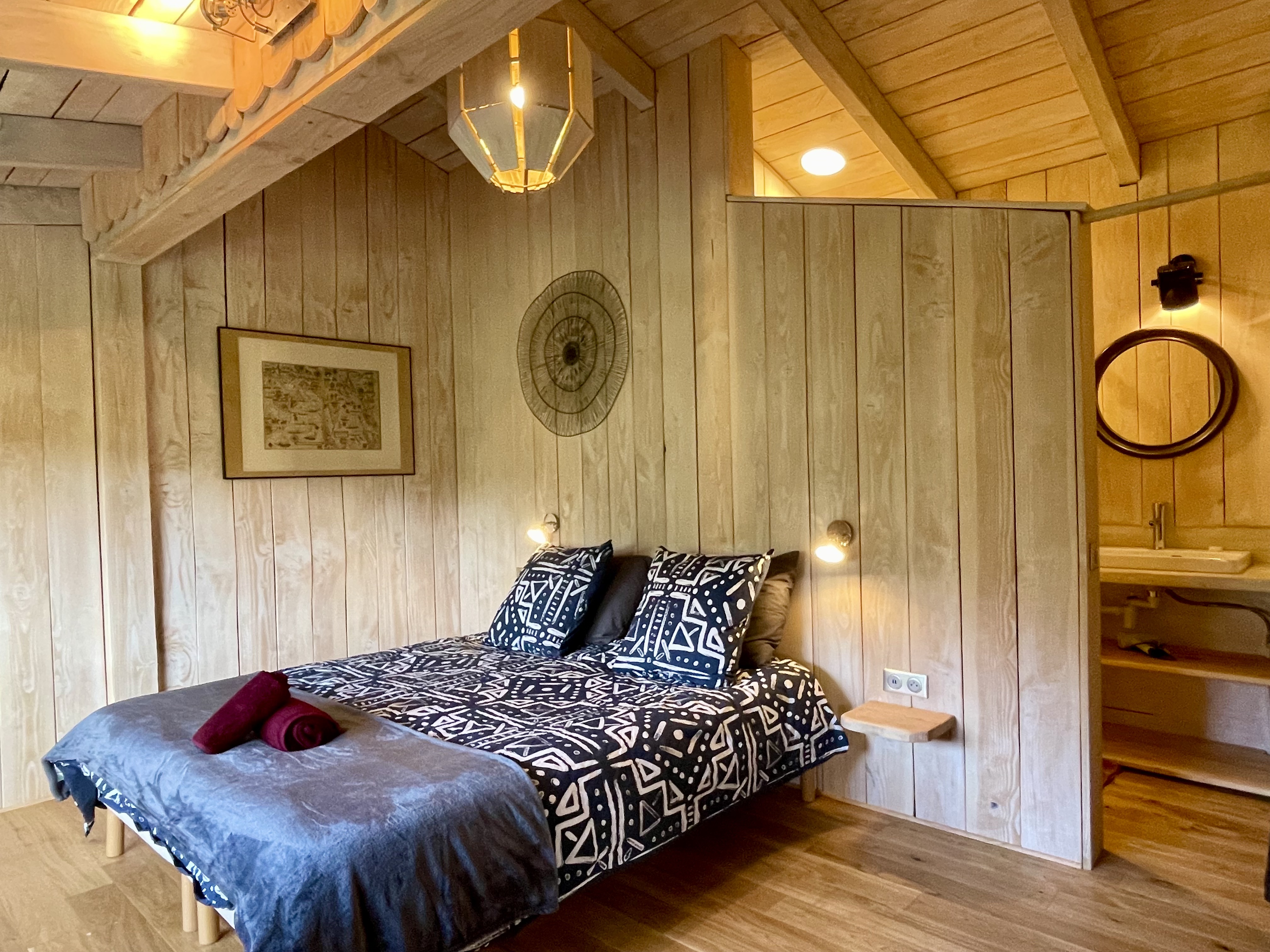 Suite 2 at Lalalandes, centre of the house, south side